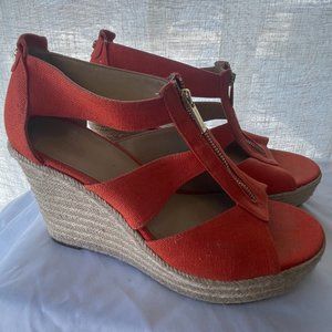 Michael Kors Berkly Platform 9.5 - ORANGE